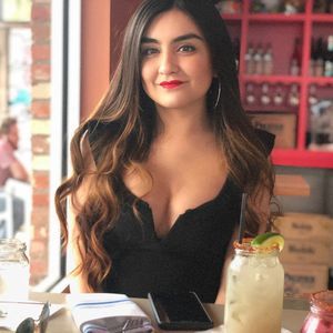 Meet your Posher, Emytt